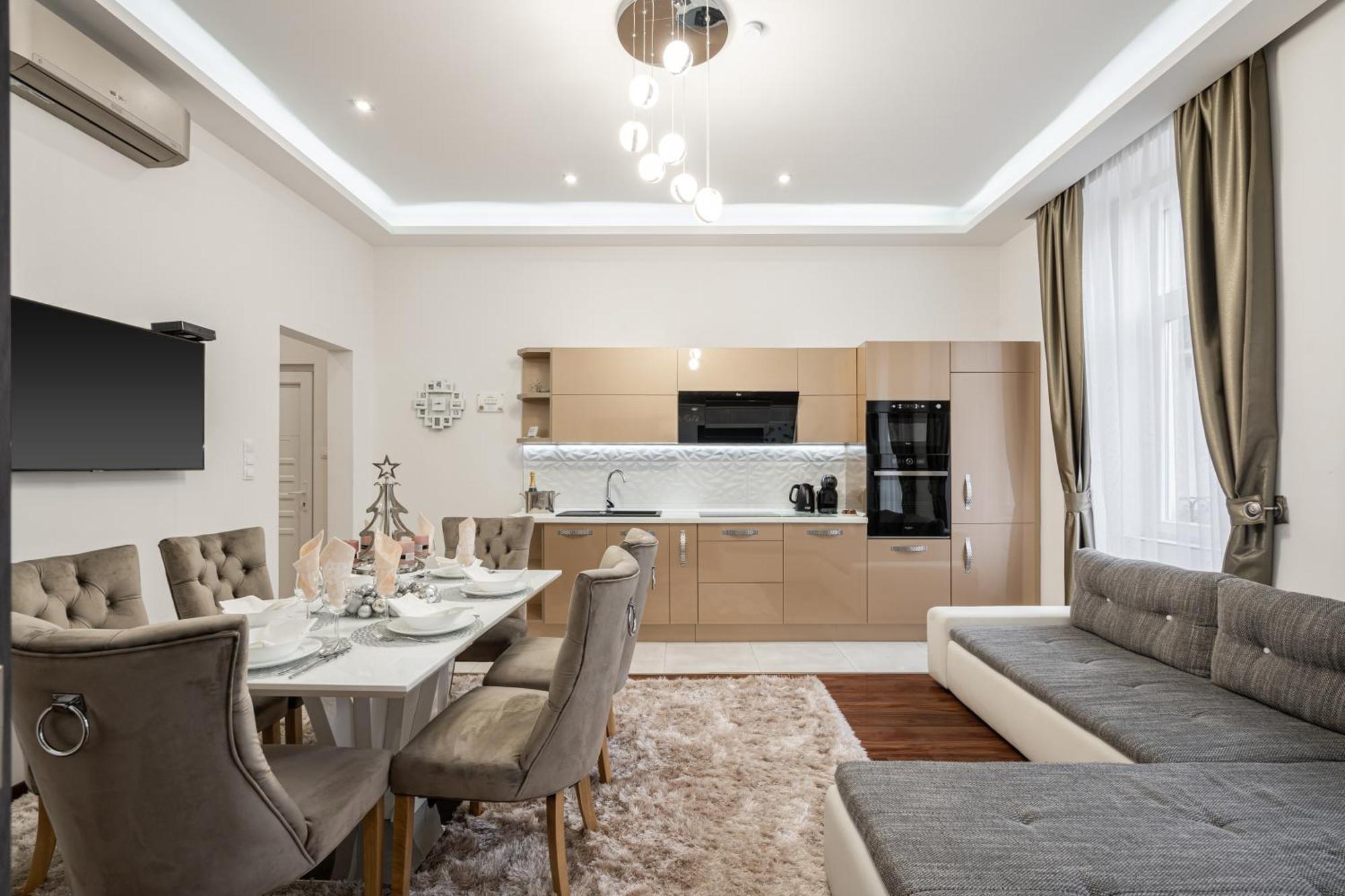 Centrum Opera Luxury Apartment With Free Garage Budapešť Exteriér fotografie